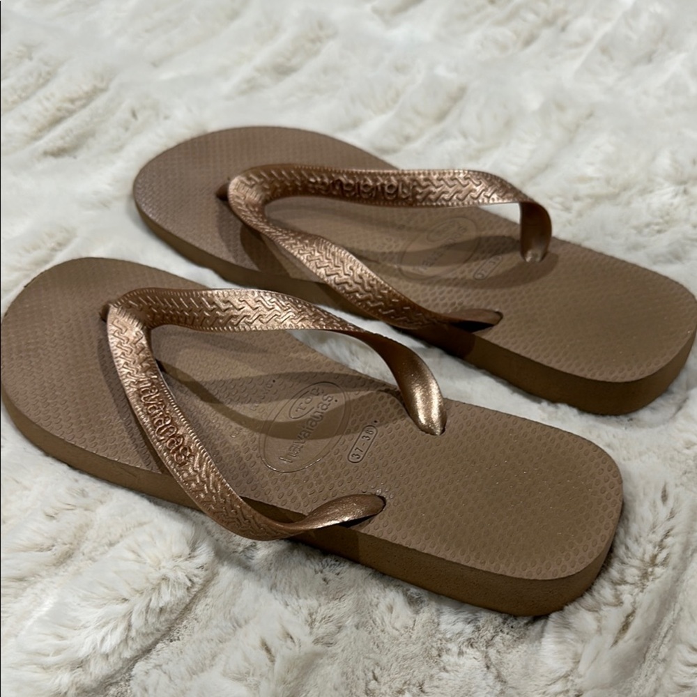 HAVIANAS TOP TIRAS FLIP FLOP  SIZE 7/8